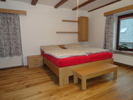 Dubová ložnice + dubová masivní podlaha