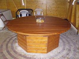 Atypický stůl do terasy